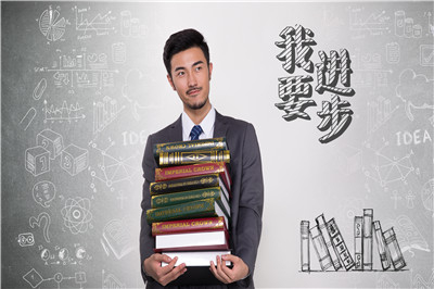 报考2019年在职研究生要参加面试吗？