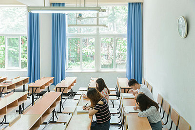 报考广东在职研究生只拿结业证有用吗？
