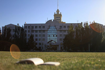 报考中国社会科学院在职研究生免试入学首选哪种方式？