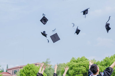 考研早知道：上海对外经贸大学在职研究生报名时间是何时？