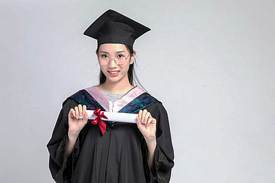 解读考研：华中科技大学在职研究生好考吗？