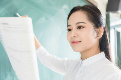 2019年中国传媒大学在职研究生报名网站是哪个？