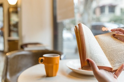 2019年华东师范大学在职研究生是怎么收费的？