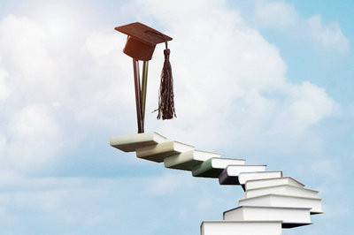 2021年对外经济贸易大学在职研究生适合什么人读