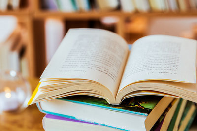 外国语言文学在职研究生是怎么上课的？