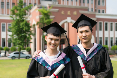 武汉大学在职研究生