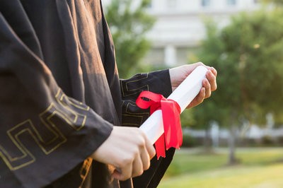 2022年华北电力大学在职研究生申硕会考什么