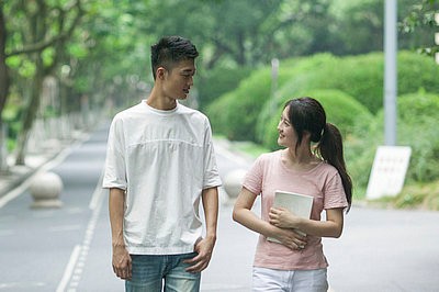 工程在职研究生考试及格线是多少？