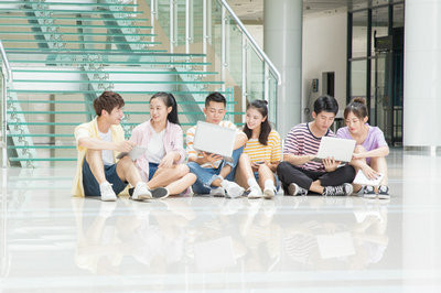 江西财经大学在职研究生拿学位要考多少分？