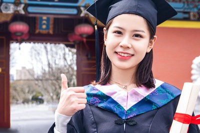 在职研究生在二线城市招生多吗？
