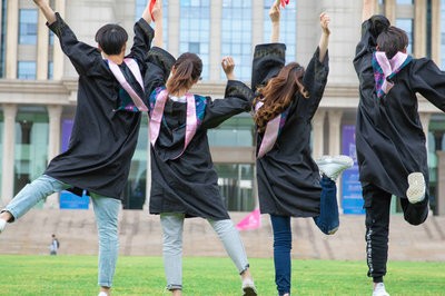 中国人民大学在职课程培训班考试科目及分数线是多少