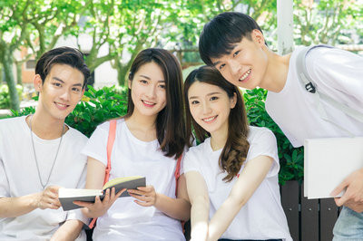 企业管理在职研究生是免联考的吗？