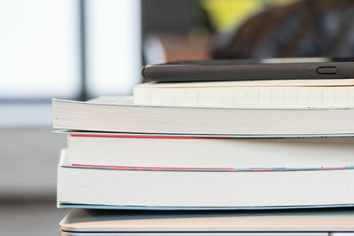 中国人民大学在职课程培训班报名费用是多少？