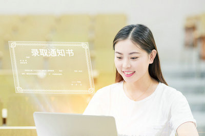 中国社会科学院高级课程班考试时间在什么时候？