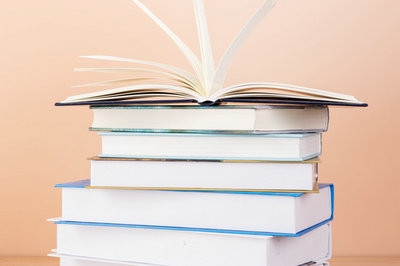 报名中国人民大学在职课程培训班年龄限制吗