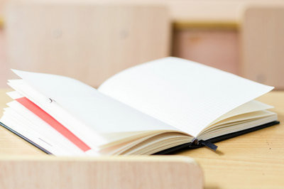 西北师范大学在职研究生可以在节假日去上课吗？