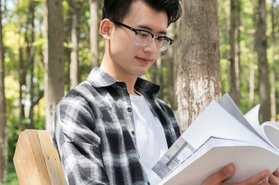 对外经济贸易大学在职研究生申硕要考哪些内容