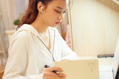 考前须知：中国人民大学在职课程培训班报名需要考什么？