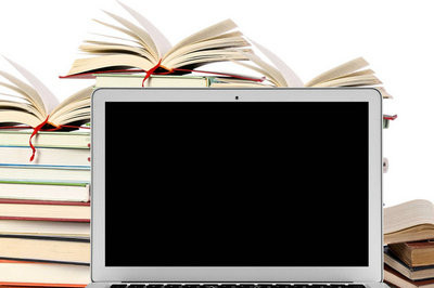 西方经济学在职研究生招收院校具体学费情况怎么样？