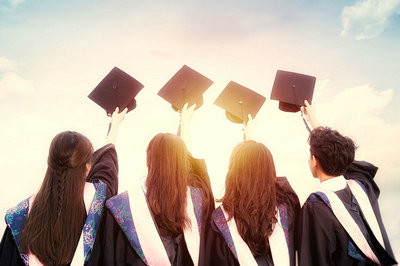广西大学在职研究生报名时间在什么时候？
