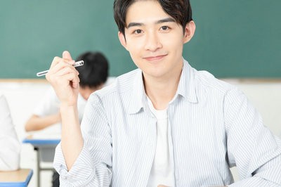 2022年想要就读世界经济在职研究生报名入口在哪？