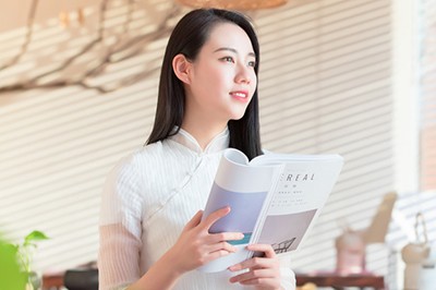 报读大连大学在职研究生报名时间在几月份？