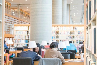 2023年本科无学位能不能报考中国石油大学(北京)在职研究生？