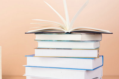 2023年中药学在职研究生报考方式是什么？