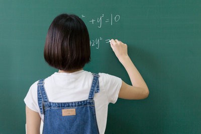 国外学历报考软件工程在职研究生需要满足哪些条件？