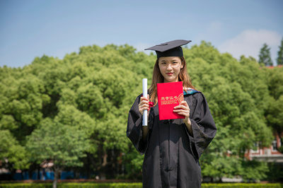 报考石油与天然气工程在职研究生是单证还是双证？