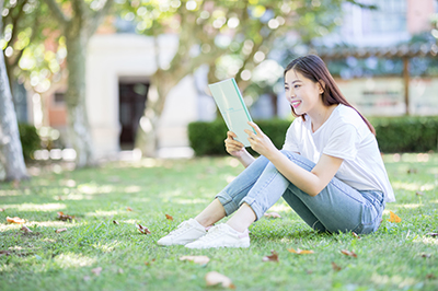 西班牙武康大学国际硕士