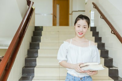 就读护理学在职研究生论文答辩流程是什么？