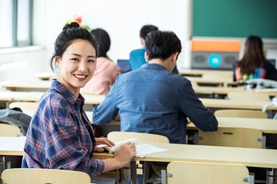 美国贝佛大学国际硕士需要出国吗？