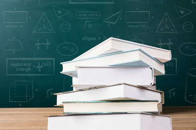 西班牙阿尔卡拉大学国际硕士需要出国吗？