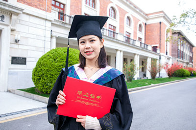 报考中国医科大学在职研究生有什么优势？
