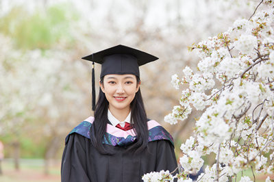 郑州大学临床医学在职研究生报名流程是什么？
