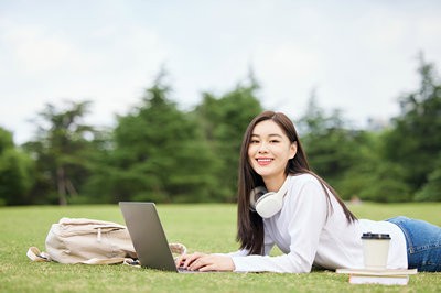 新乡医学院护理专业在职研究生报名流程是什么？
