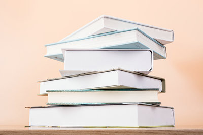 自考本科可以就读武汉大学在职研究生吗？