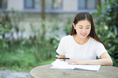 就读中国地质大学在职研究生发展前景如何？