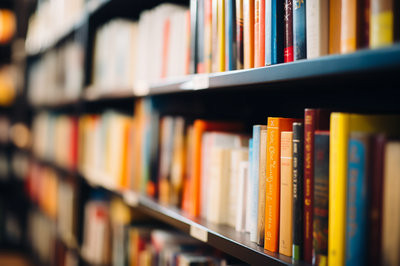 上海对外经贸大学在职研究生招生专业有什么？