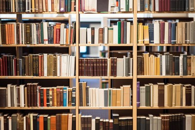 上海交通大学在职研究生费用大概需要多少？