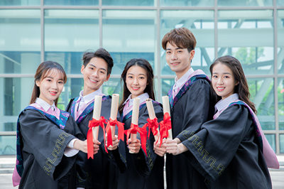 2024年电子科技大学在职研究生有双证吗？