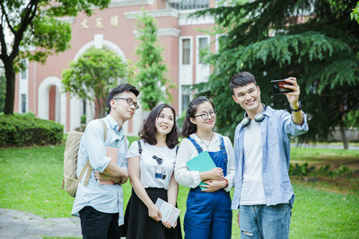兰州财经大学在职研究生考试科目难度大吗？