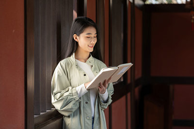 退伍军人能报考河北大学在职研究生吗？