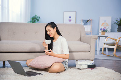 北华大学在职研究生考试时间和全日制一样吗？