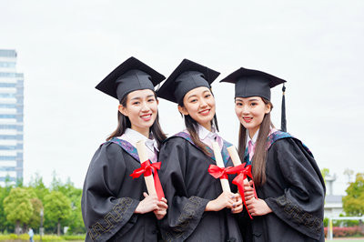 云南民族大学在职研究生毕业能不能拿学位？