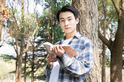 2024年哈尔滨师范大学在职研究生需要哪些条件？