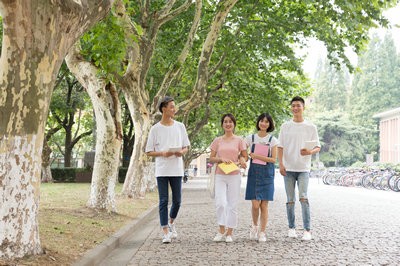 本科有学位如何报考四川大学在职研究生？