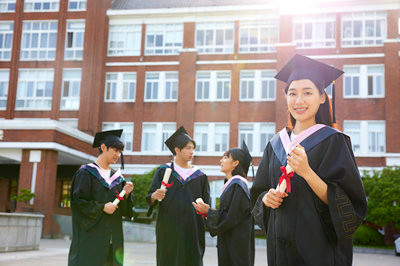 浙江大学在职研究生通过率如何？