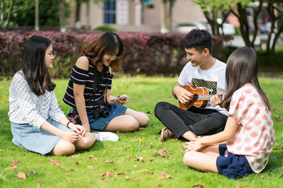 清华大学在职研究生通过率如何？